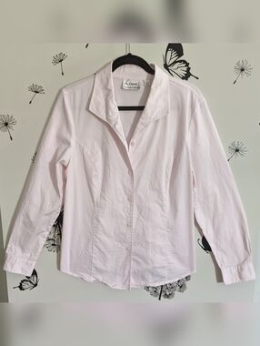 Linea by Louis Dell'Olio Pale Pink Tailored Button-Up Blouse